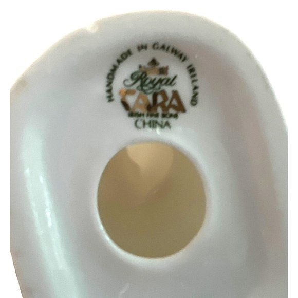 Vintage Royal Tara Figurine Praying Girl Fine Bone China Handmade Angel Nun - Picture 6 of 9